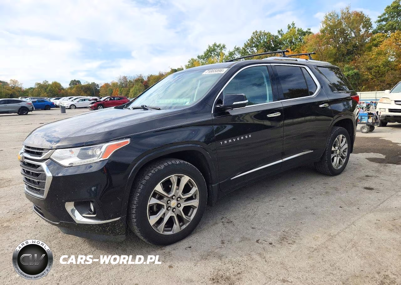 2019 Chevrolet Traverse Premier VIN:1GNEVKKWXKJ134653 - 1