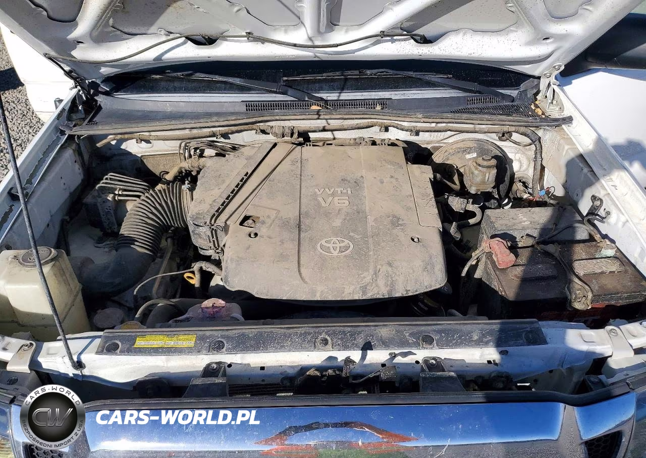 2011 Toyota Tacoma V6 VIN:3TMLU4ENXBM068321 - 11