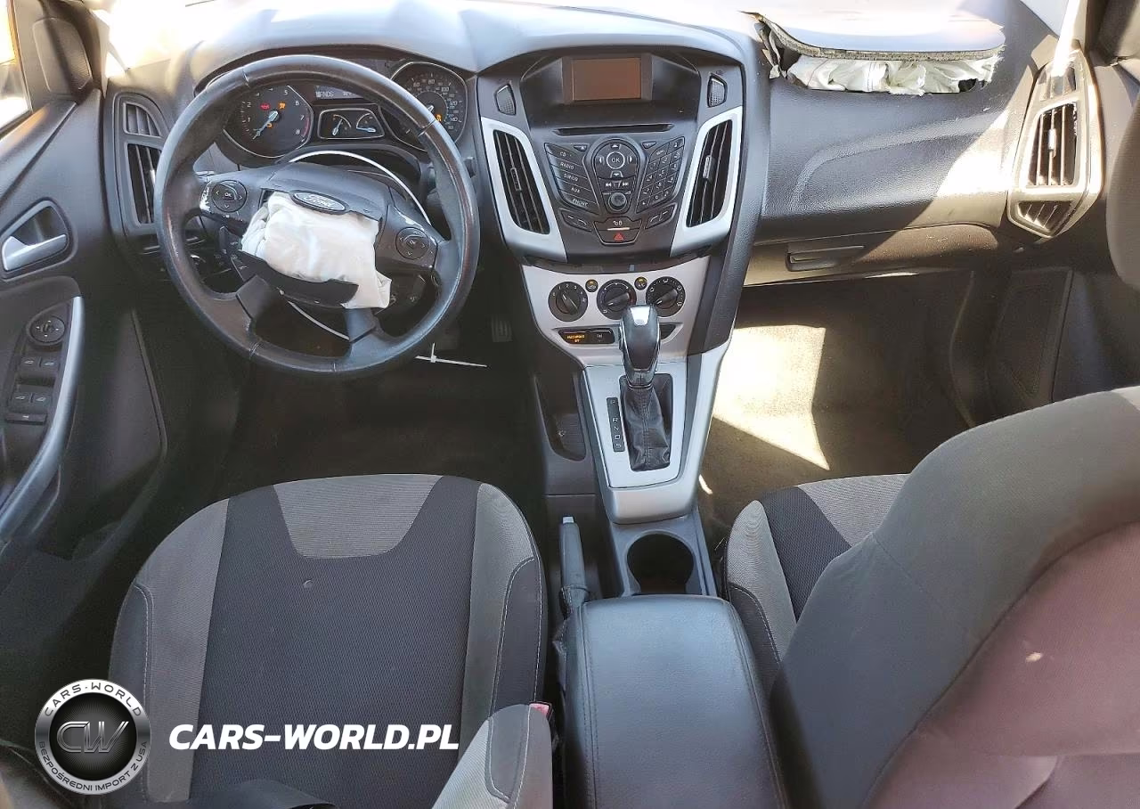2012 Ford Focus Se VIN:1FAHP3F23CL399410 - 8