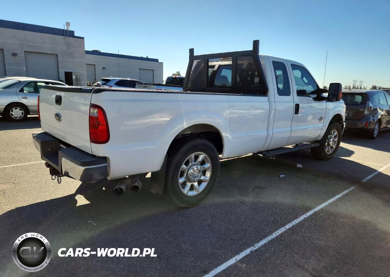 2014 Ford F250 Super Duty VIN:1FT7X2AT9EEA53823 - 3