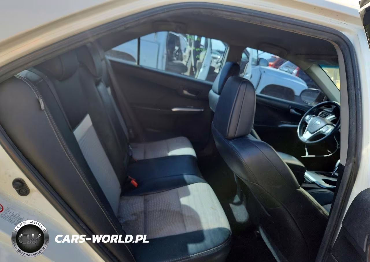 2014 Toyota Camry Se VIN:4T1BF1FK2EU772730 - 10