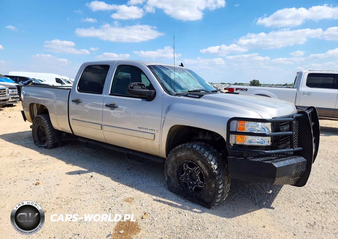 2008 Chevrolet Silverado K2500 Heavy Duty VIN:1GCHK23K28F200764 - 4