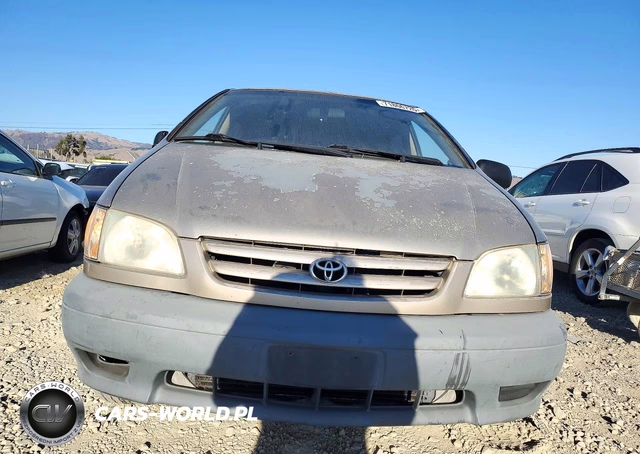 2001 Toyota Sienna Le VIN:4T3ZF13CX1U351075 - 5