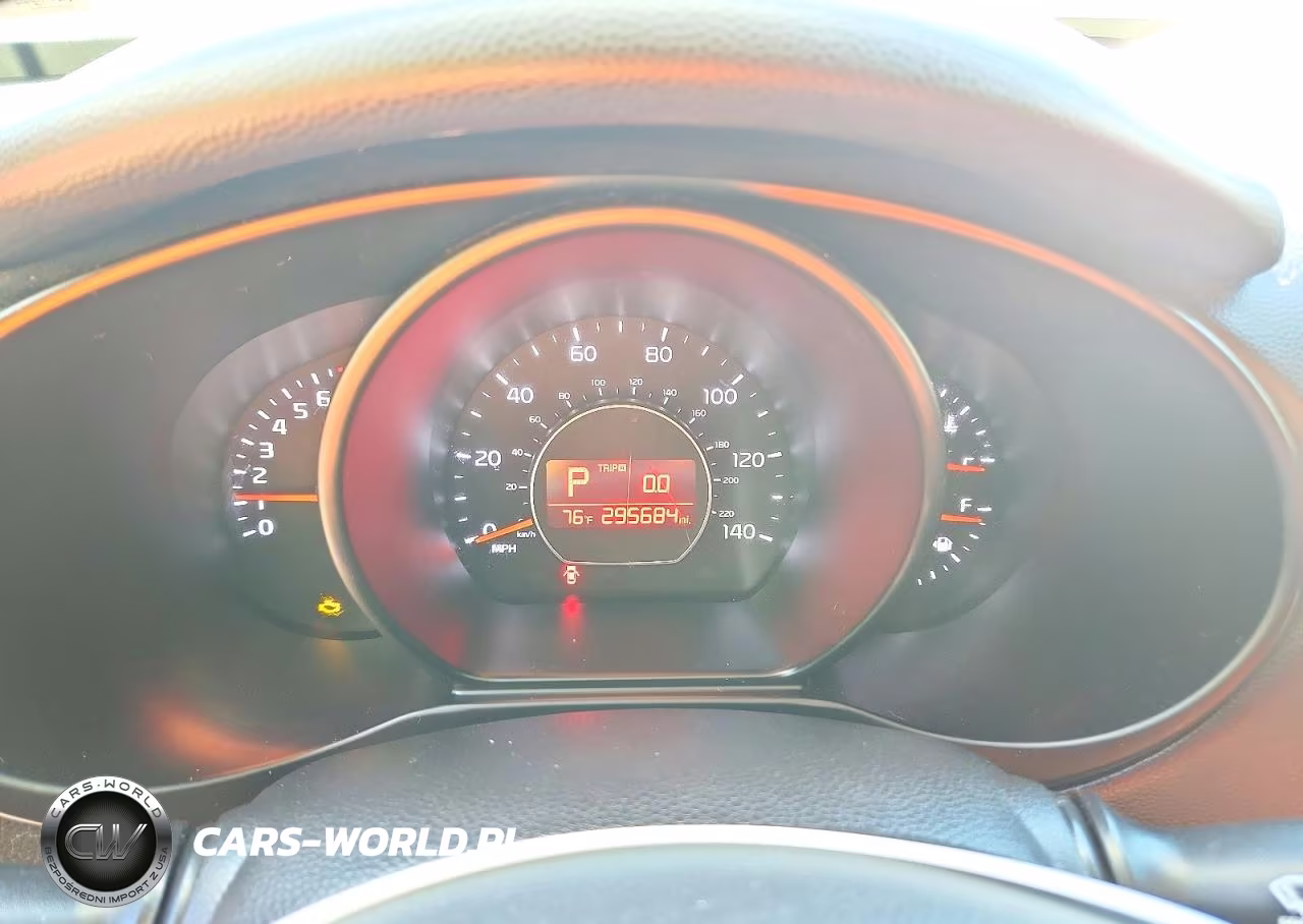 2016 Kia Soul Base VIN:KNDJN2A25G7369357 - 9