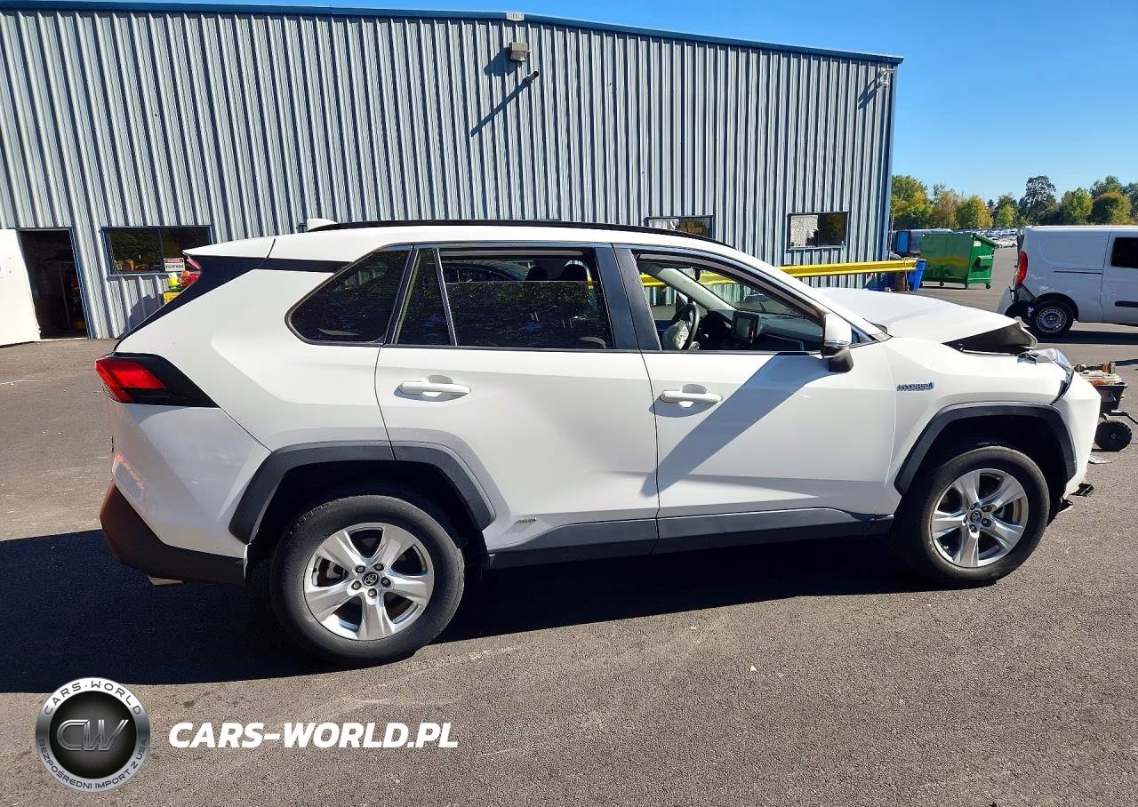 2020 Toyota Rav4 Xle Hv VIN:2T3RWRFV8LW075638 - 3