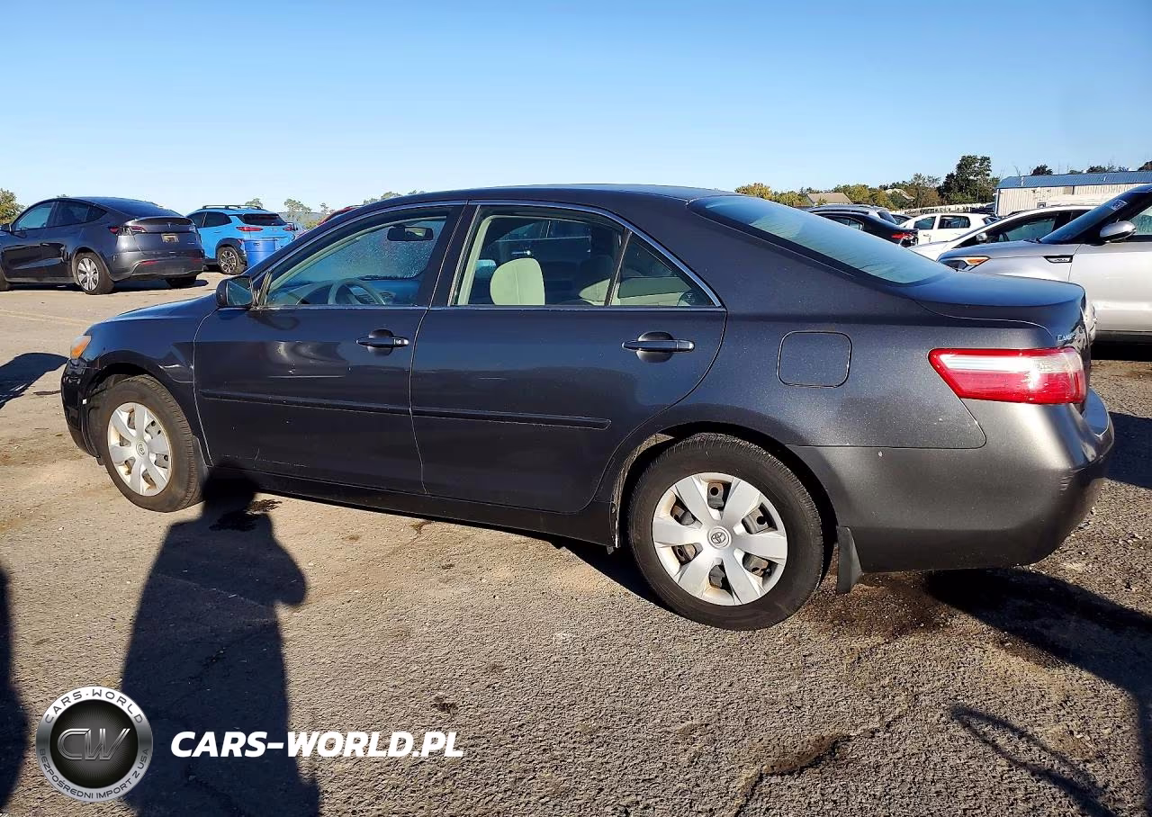 2007 Toyota Camry Le VIN:4T1BE46K57U565661 - 2