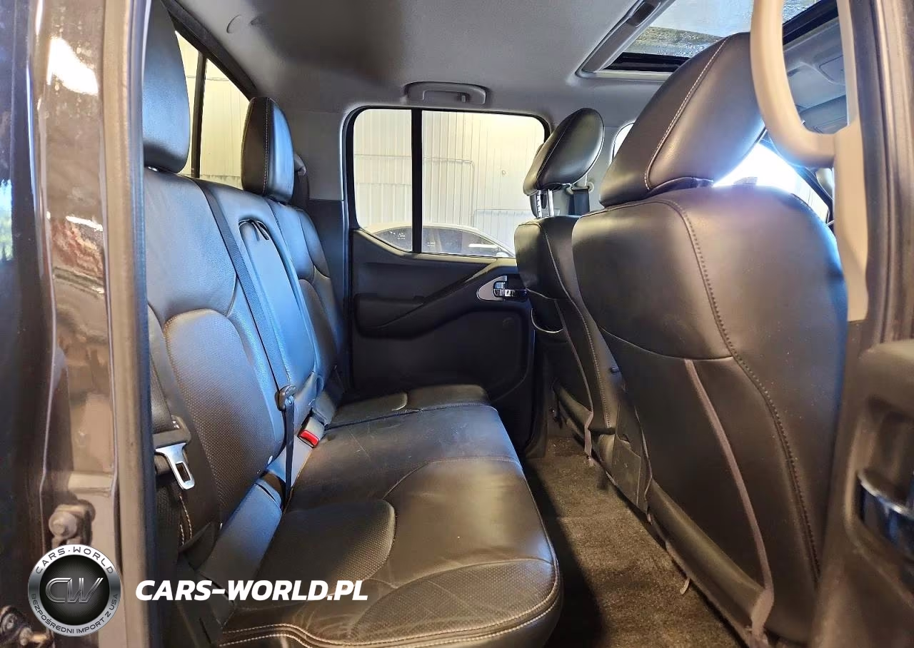 2015 Nissan Frontier Pro-4X VIN:1N6AD0EV4FN703980 - 10