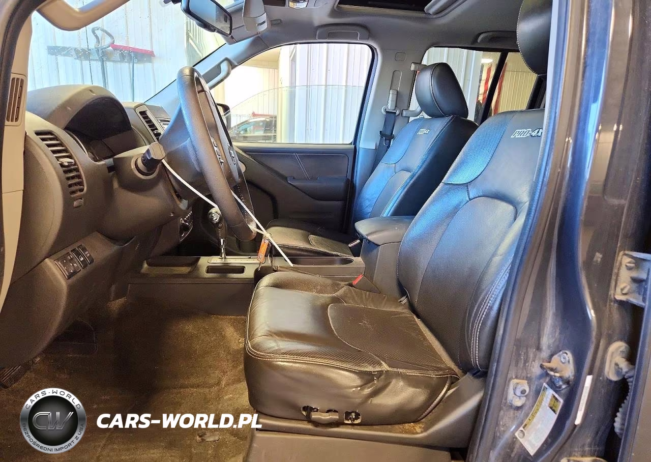 2015 Nissan Frontier Pro-4X VIN:1N6AD0EV4FN703980 - 7