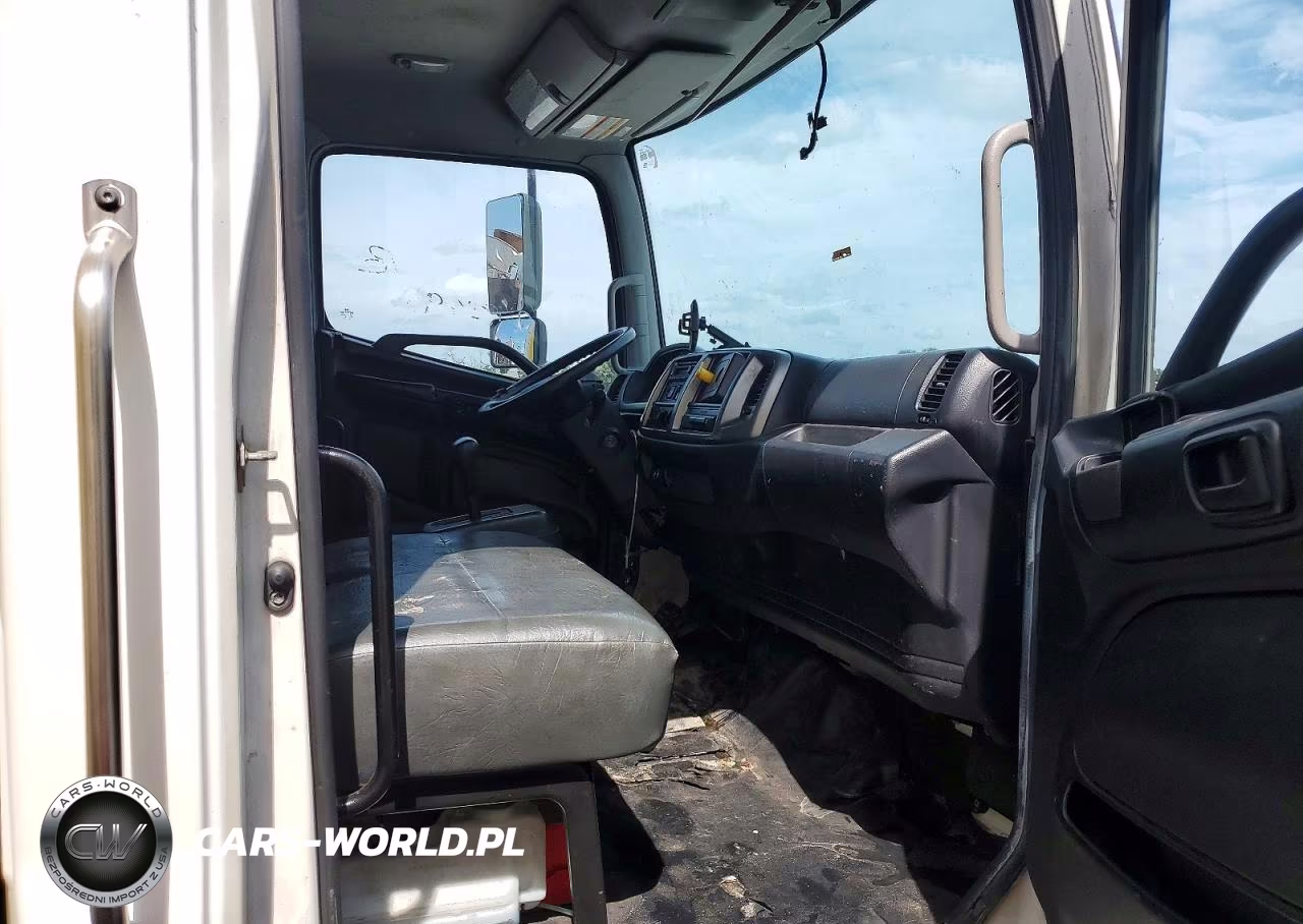 2020 Hino Hino 338 VIN:5PVNV8JV7L5S60631 - 10