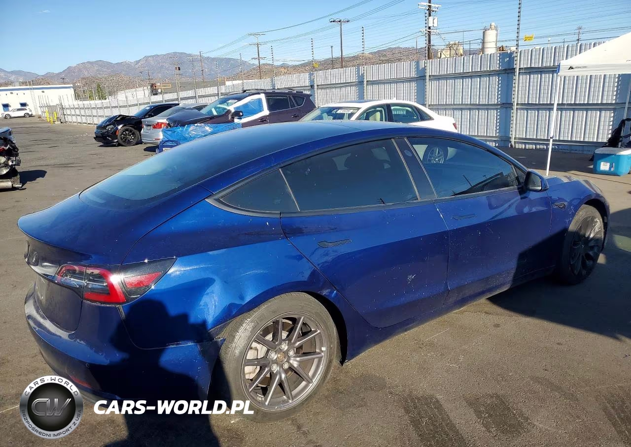 2018 Tesla Model 3 VIN:5YJ3E1EA7JF102534 - 3