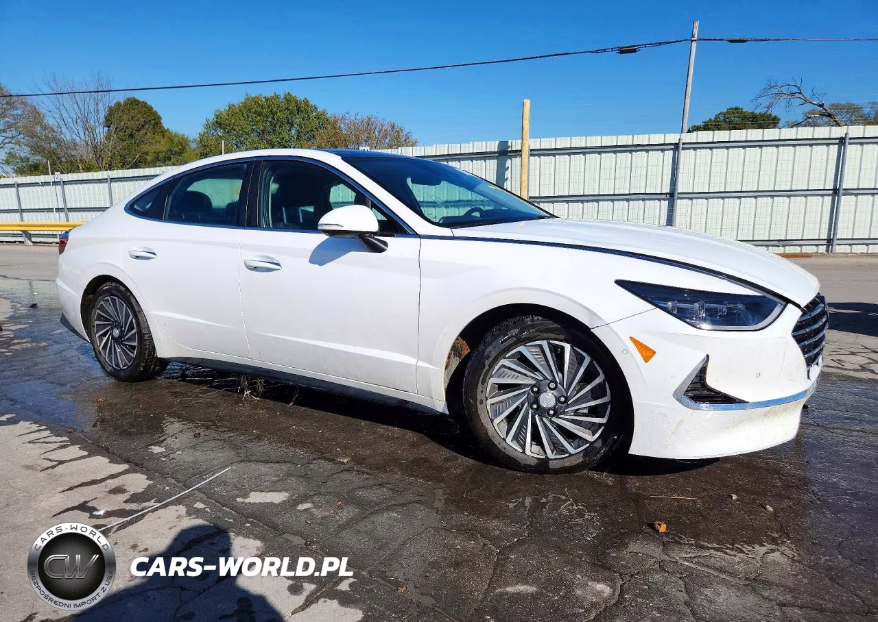 2023 Hyundai Sonata Hybrid Limited VIN:KMHL54JJ3PA056107 - 4