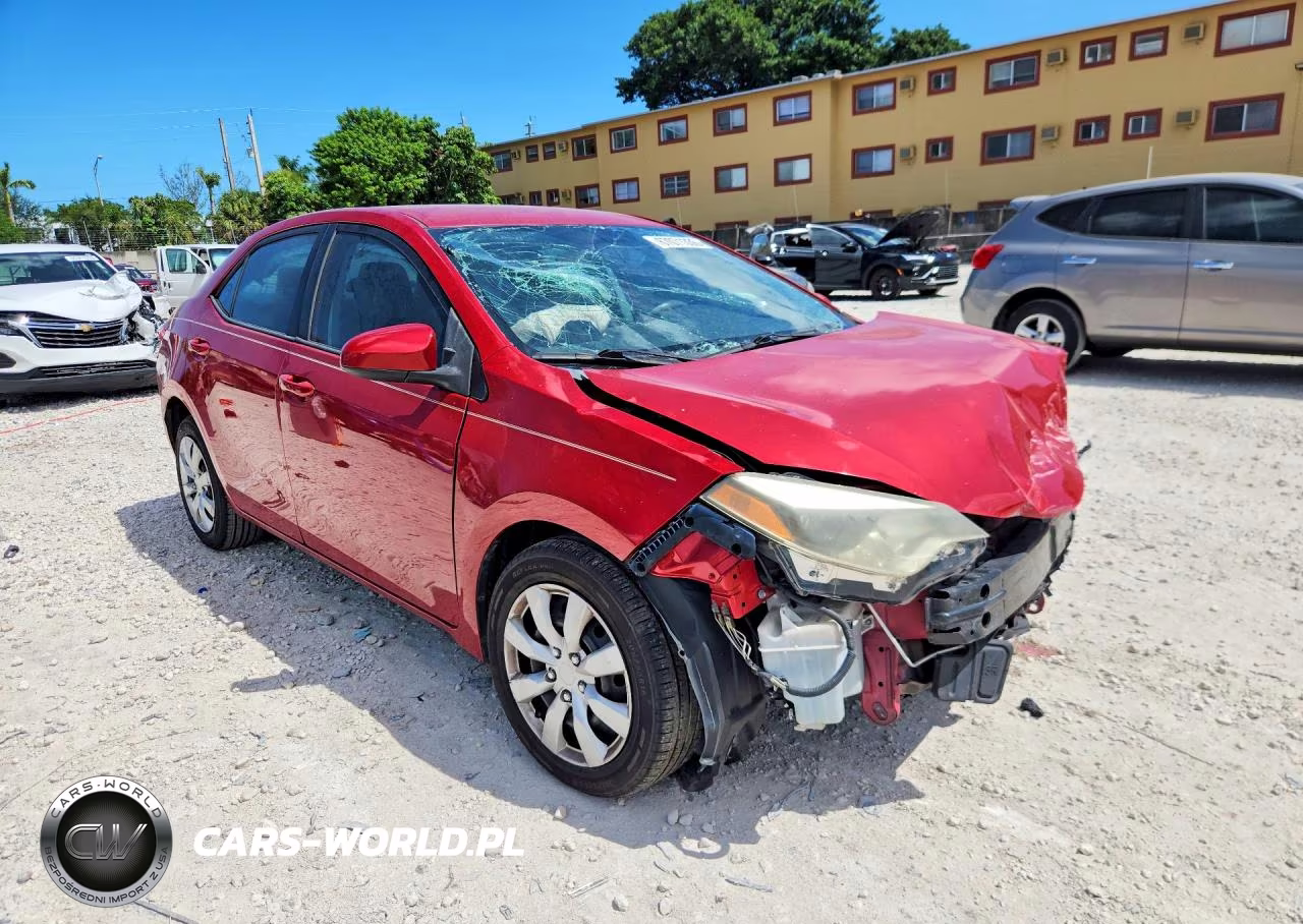 2015 Toyota Corolla Le VIN:2T1BURHE3FC477814 - 4