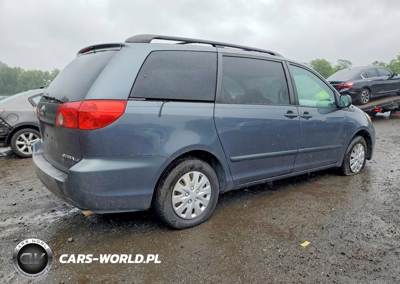 2009 Toyota Sienna VIN:5TDZK23C39S240592 - 3