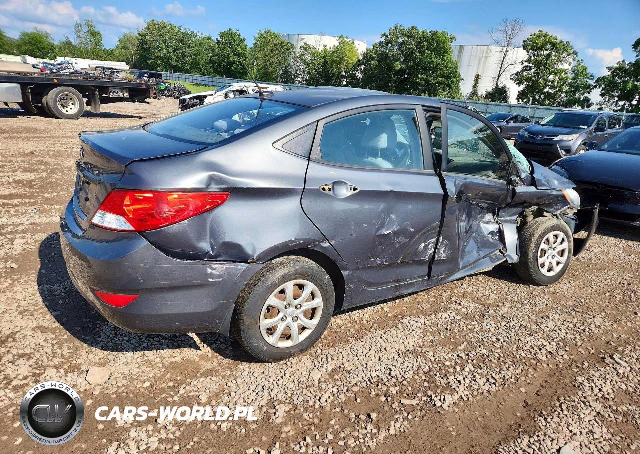 2012 Hyundai Accent Gls VIN:KMHCT4AE7CU114723 - 3
