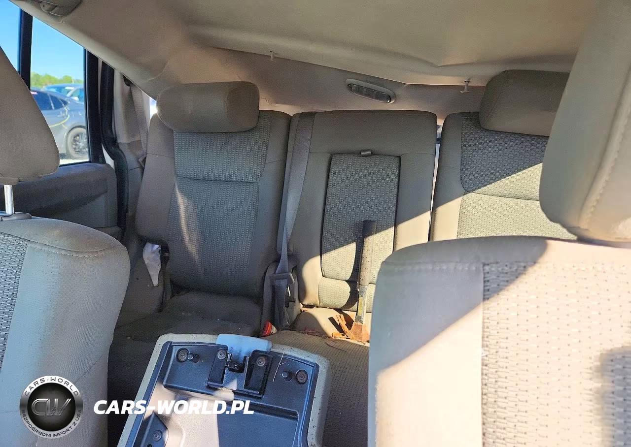2008 Jeep Commander Sport VIN:1J8HH48K08C117993 - 10