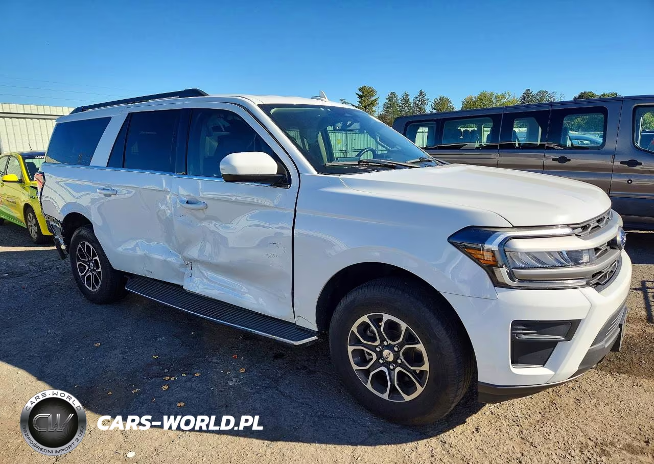 2022 Ford Expedition Max Xlt VIN:1FMJK1JT4NEA65761 - 4