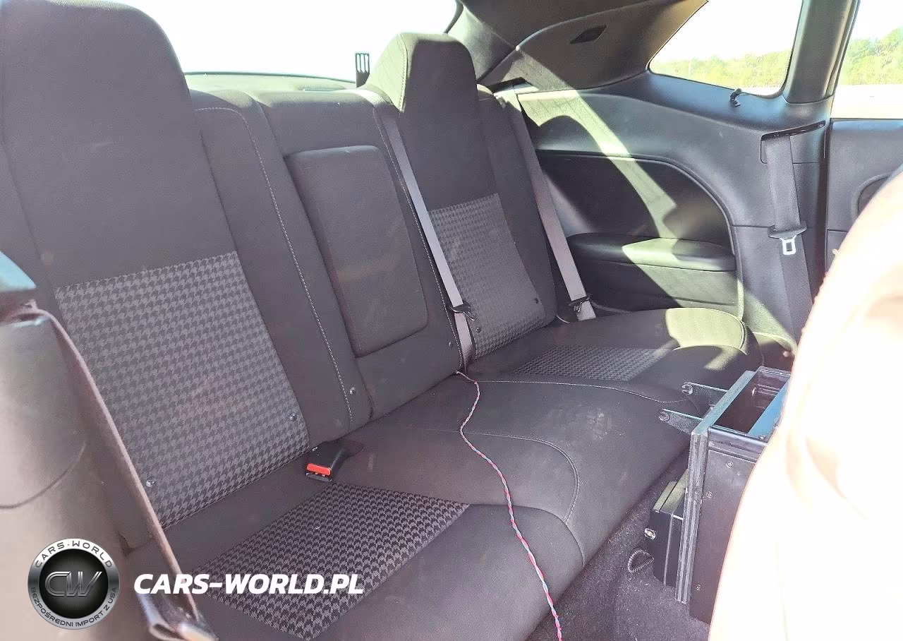2020 Dodge Challenger R-T VIN:2C3CDZBT2LH250776 - 10