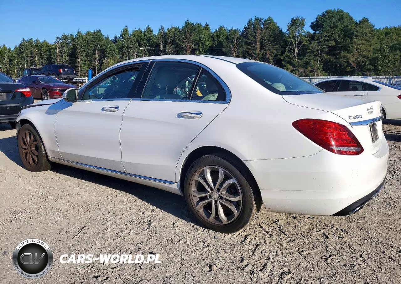 2015 Mercedes-Benz C 300 4Matic VIN:55SWF4KB6FU014153 - 2