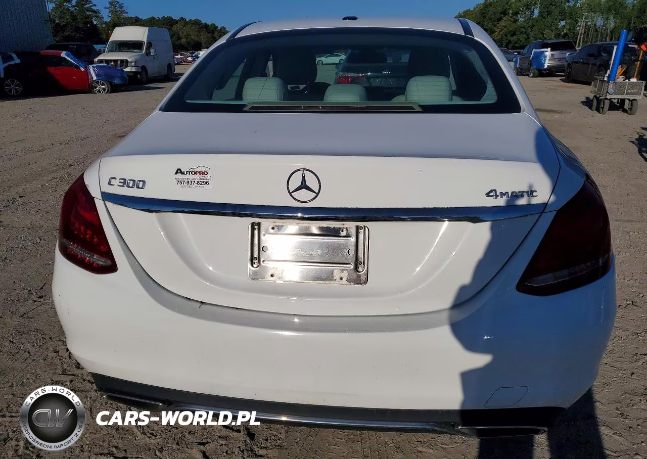 2015 Mercedes-Benz C 300 4Matic VIN:55SWF4KB6FU014153 - 6