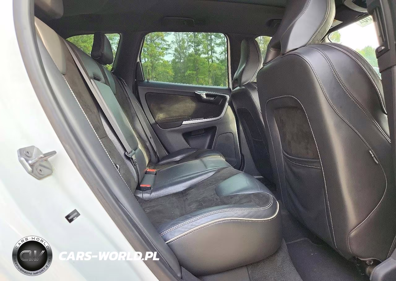 2015 Volvo Xc60 T6 R-Design Premier VIN:YV4902RF0F2560928 - 11