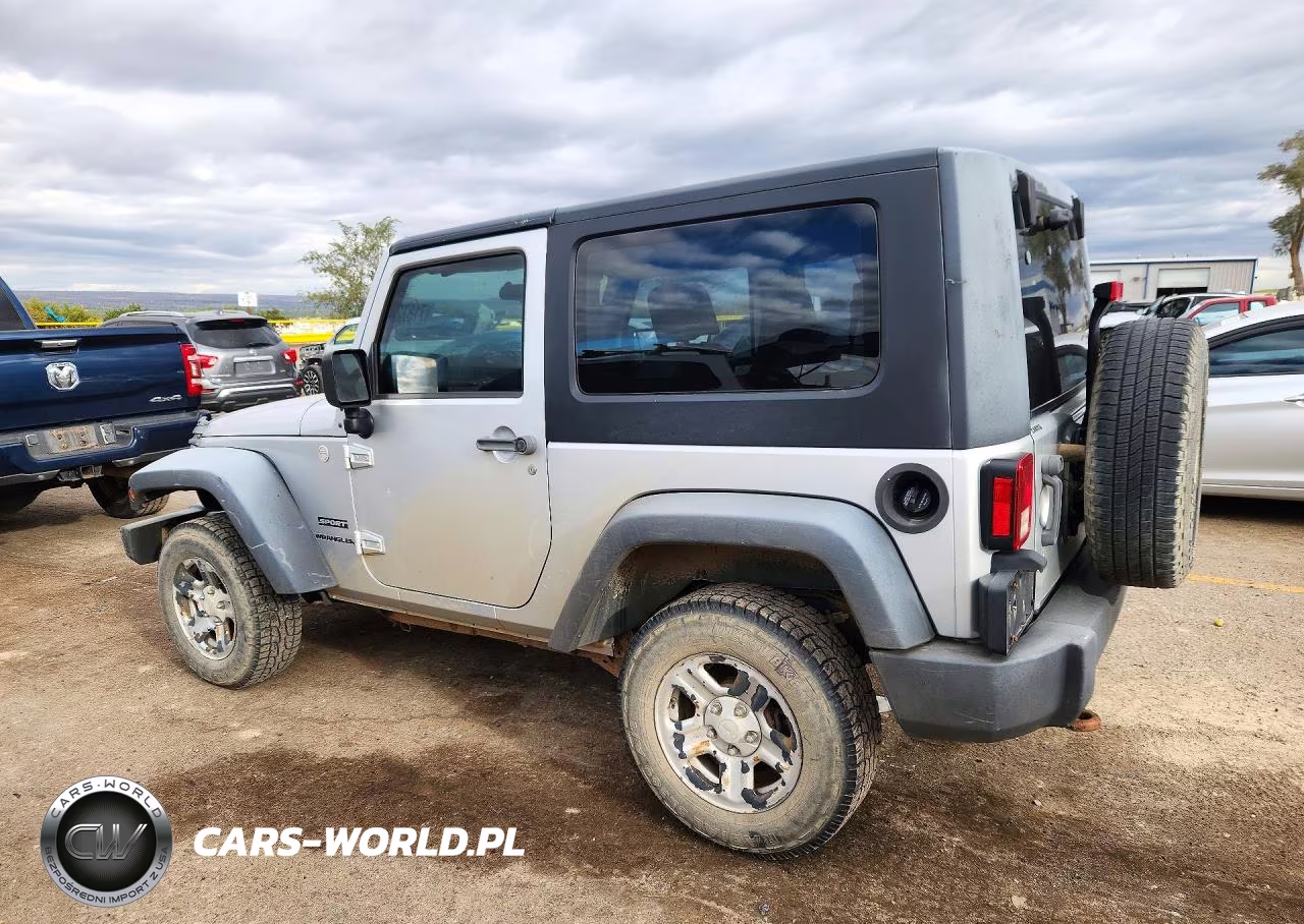 2010 Jeep Wrangler Sport VIN:1J4AA2D12AL104029 - 2