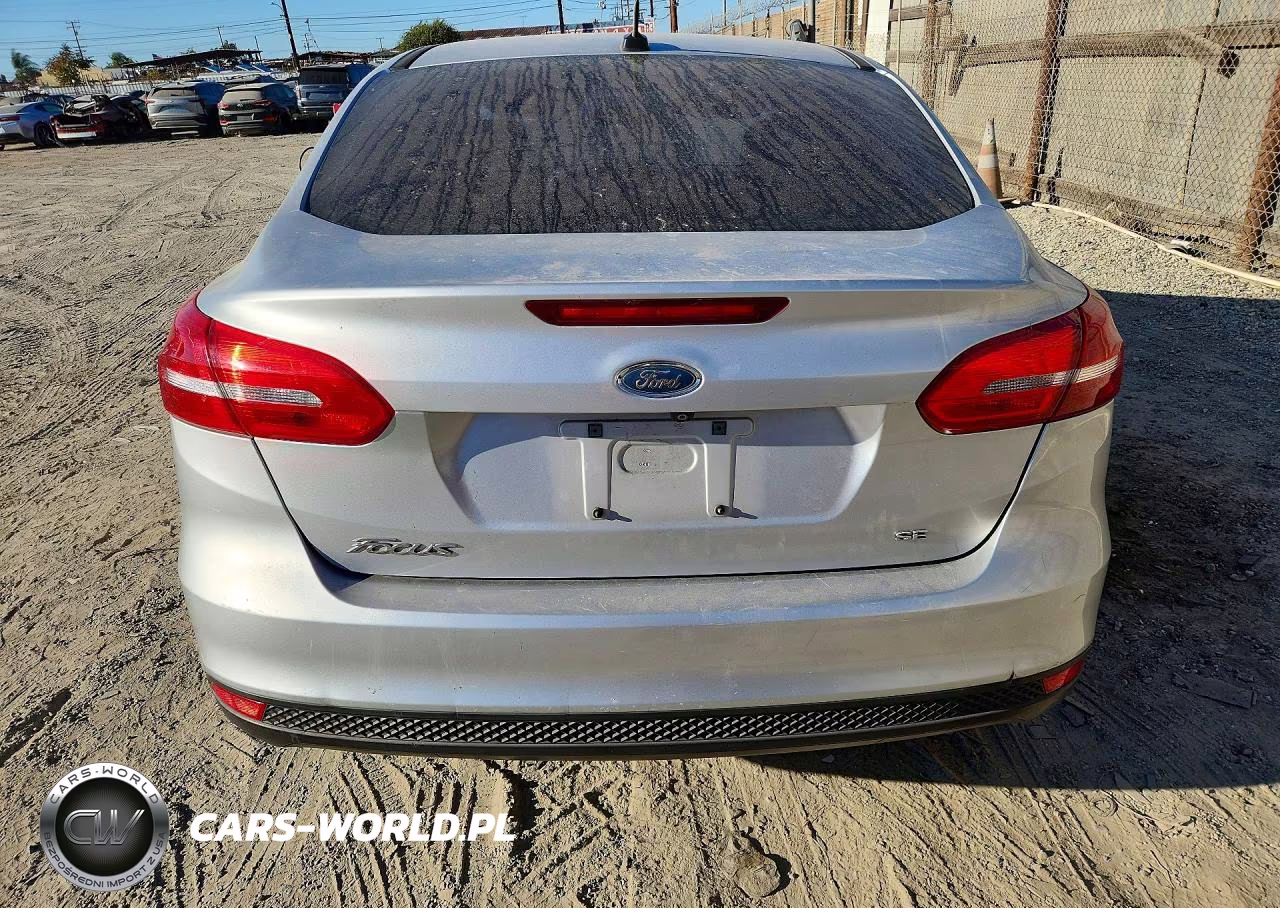 2015 Ford Focus Se VIN:1FADP3F25FL257191 - 6