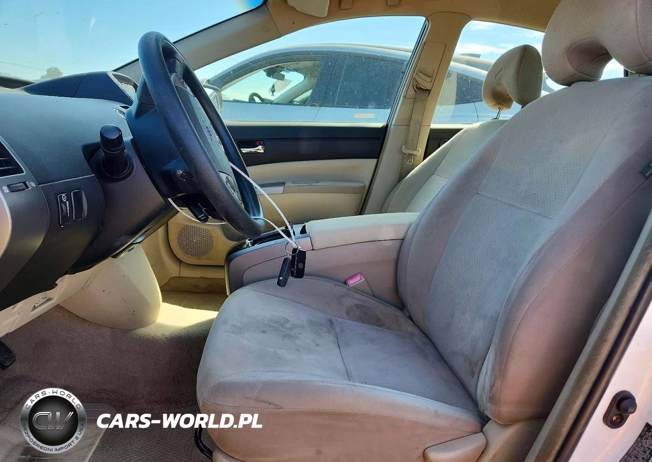 2004 Toyota Prius Base VIN:JTDKB20UX40061704 - 7