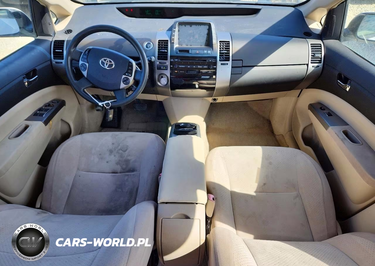 2004 Toyota Prius Base VIN:JTDKB20UX40061704 - 8