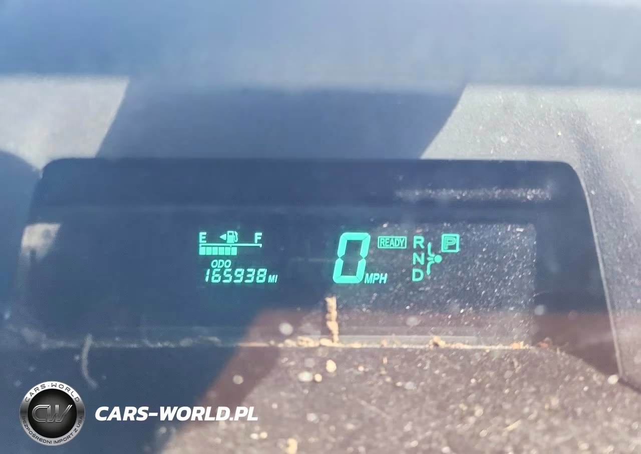 2004 Toyota Prius Base VIN:JTDKB20UX40061704 - 9