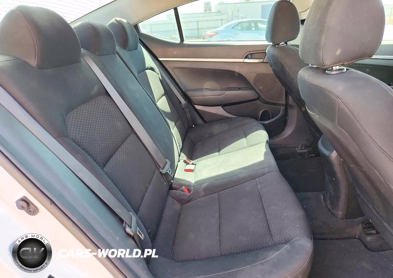 2019 Hyundai Elantra Se VIN:5NPD74LF6KH455834 - 10