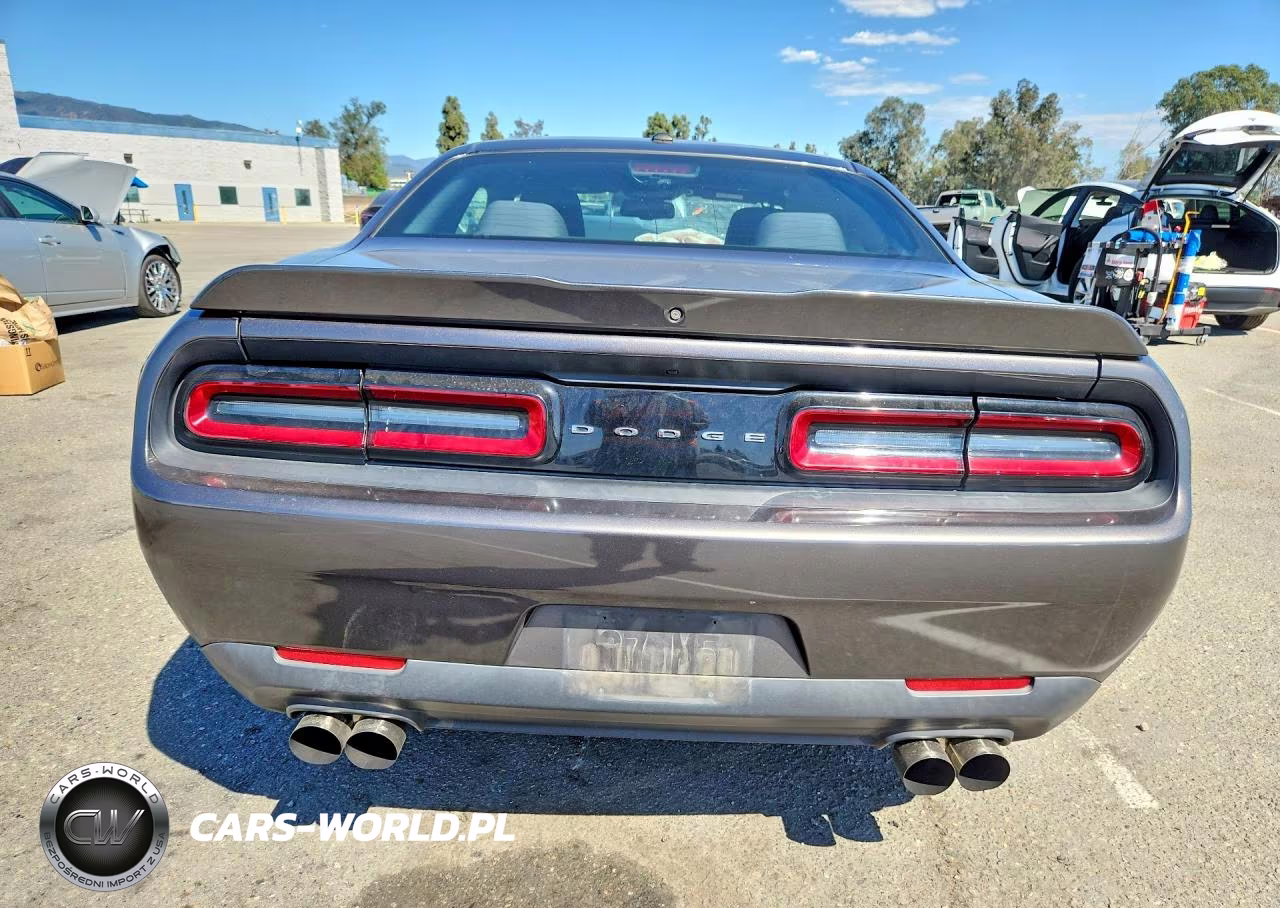 2020 Dodge Challenger Sxt VIN:2C3CDZAG3LH149038 - 6