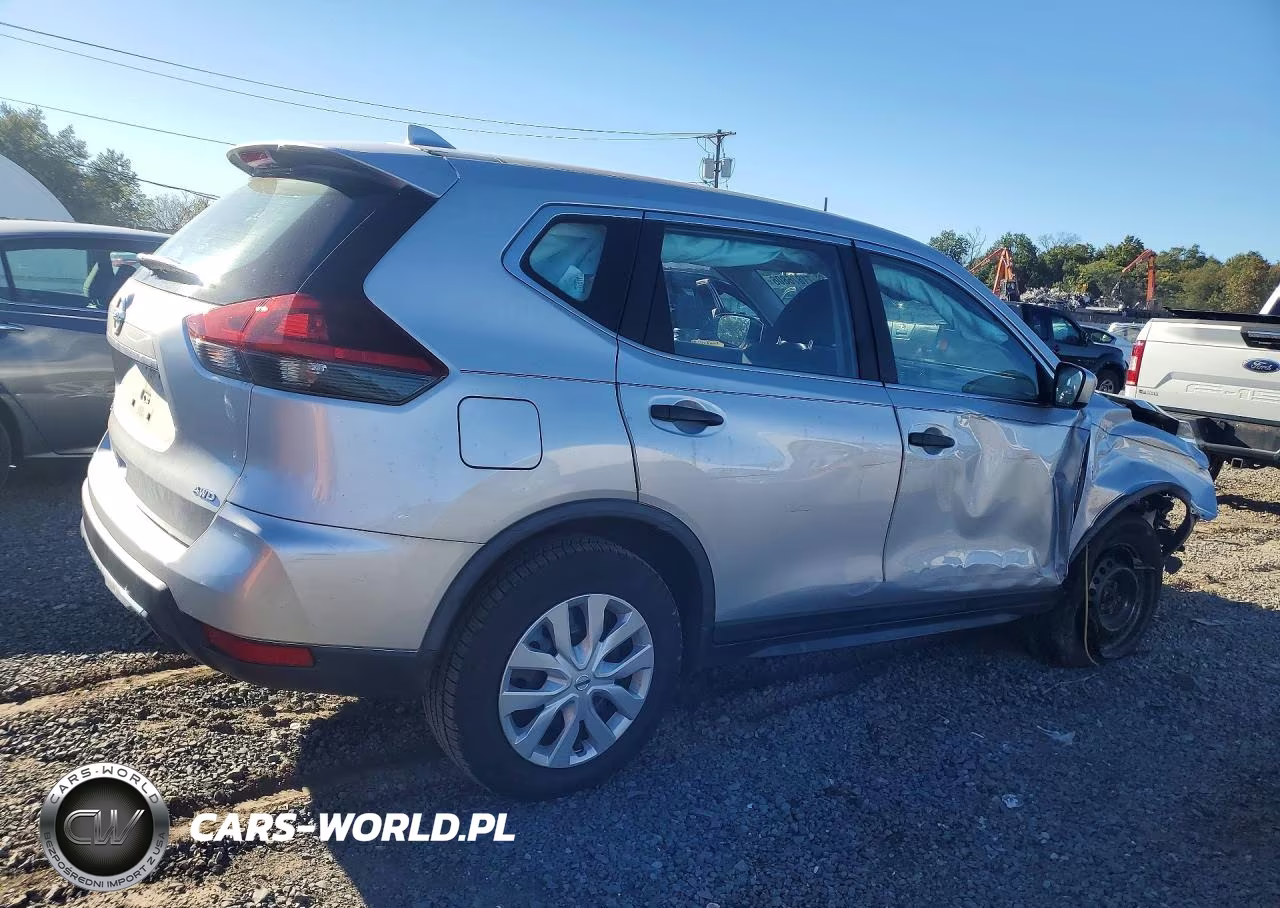 2020 Nissan Rogue S VIN:JN8AT2MV3LW132821 - 3