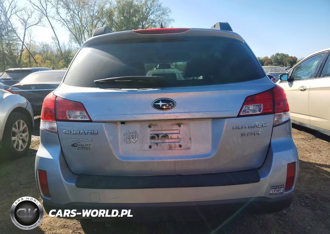 2014 Subaru Outback 3.6R Limited VIN:4S4BRDLC4E2209485 - 6