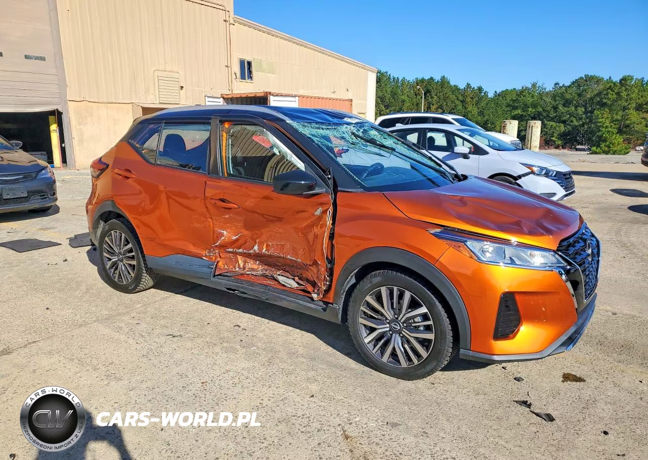 2023 Nissan Kicks Sv VIN:3N1CP5CV8PL562662 - 4