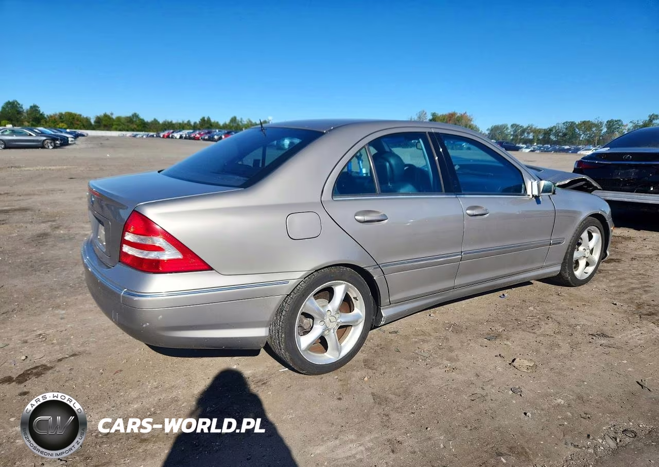 2006 Mercedes-Benz C 230 VIN:WDBRF52HX6E021180 - 3