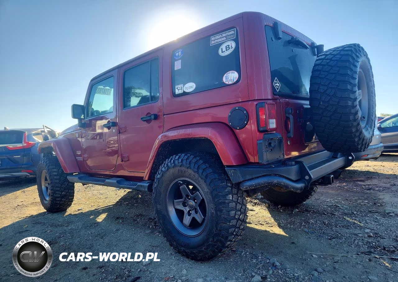 2013 Jeep Wrangler Unlimited Sahara VIN:1C4BJWEG2DL571458 - 2