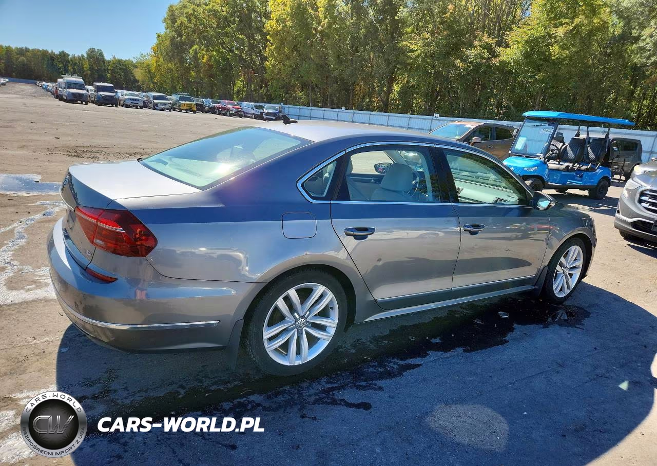 2017 Volkswagen Passat Se VIN:1VWGT7A3XHC025714 - 3