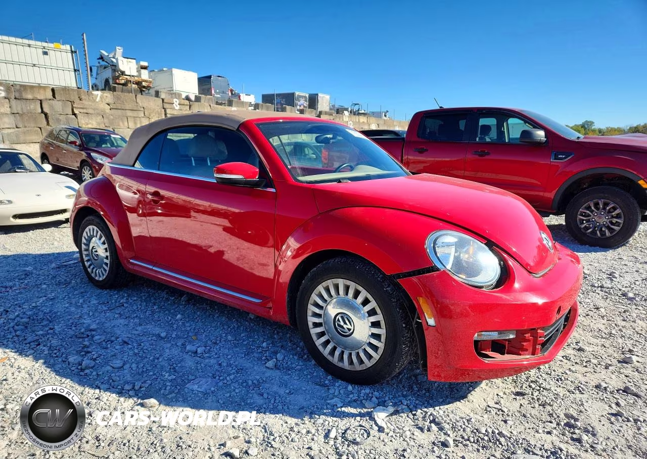 2014 Volkswagen Beetle VIN:3VW5P7AT2EM806667 - 4