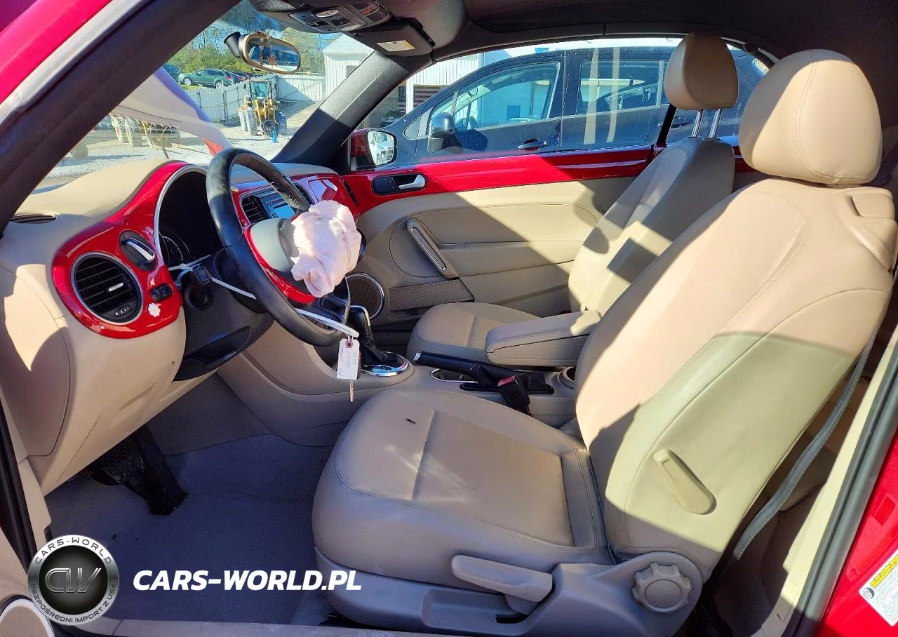 2014 Volkswagen Beetle VIN:3VW5P7AT2EM806667 - 7