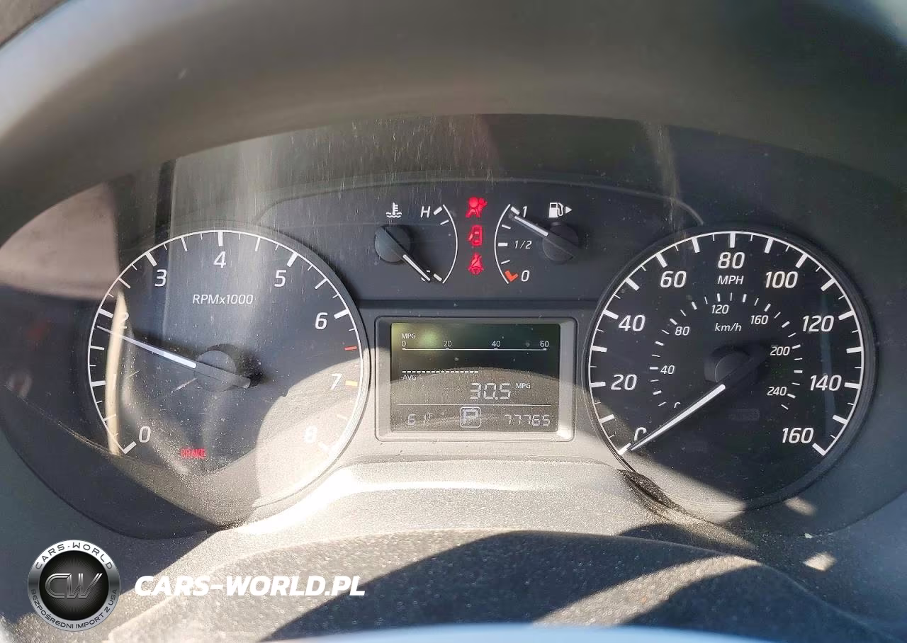 2016 Nissan Sentra S VIN:3N1AB7AP7GY273863 - 9