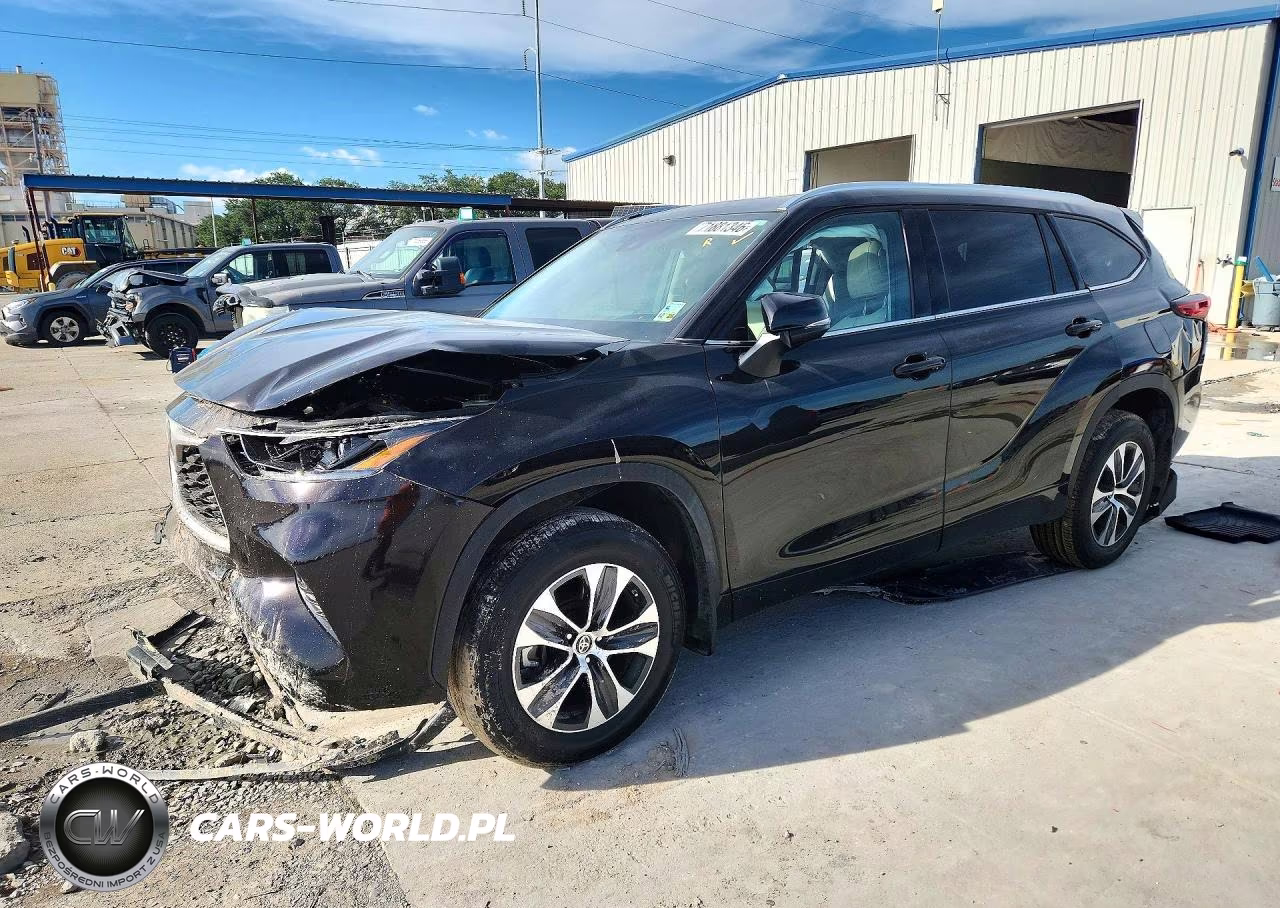2021 Toyota Highlander Xle