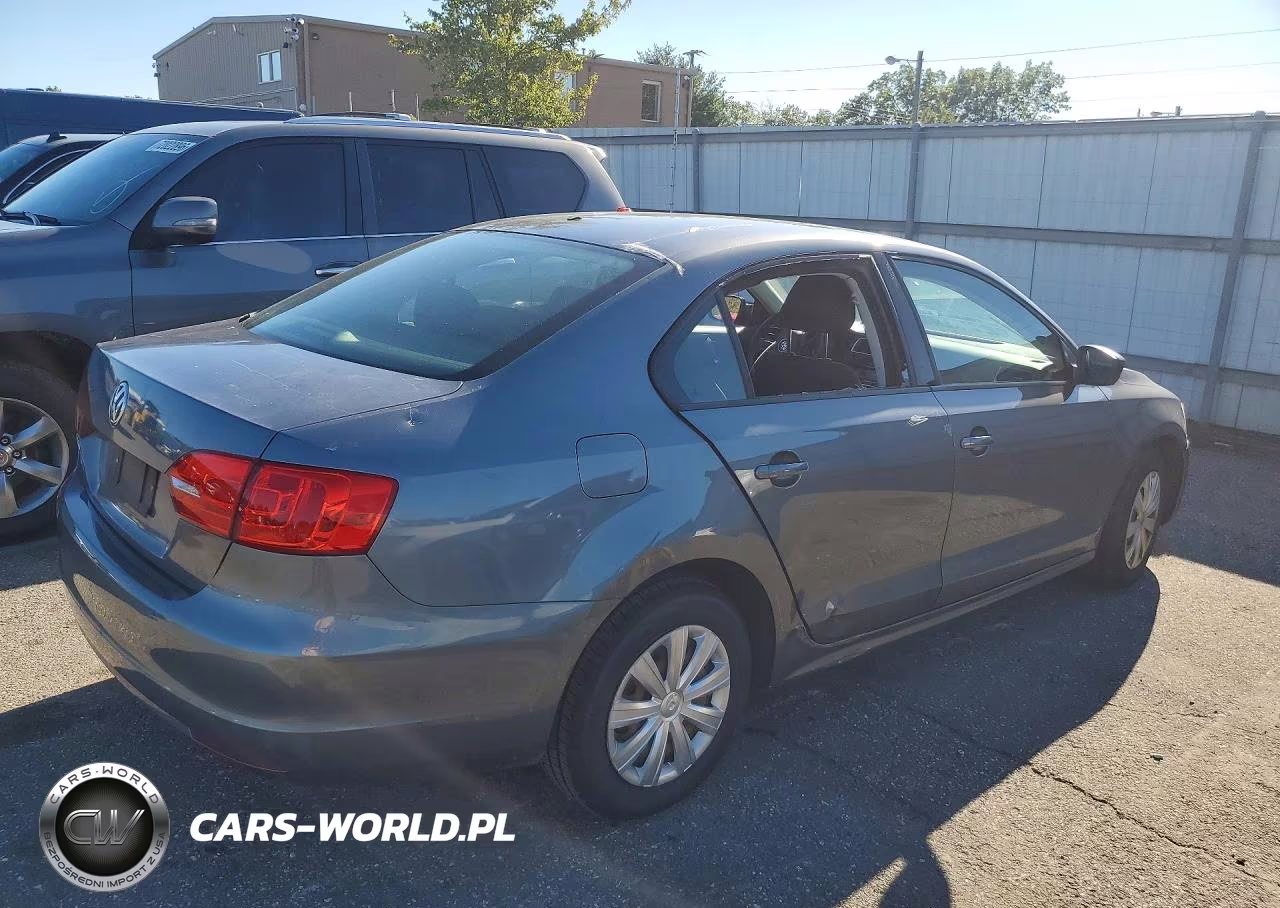2012 Volkswagen Jetta Base VIN:3VW2K7AJ4CM309777 - 3
