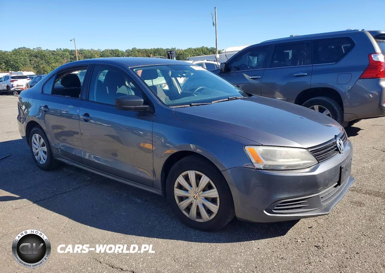 2012 Volkswagen Jetta Base VIN:3VW2K7AJ4CM309777 - 4