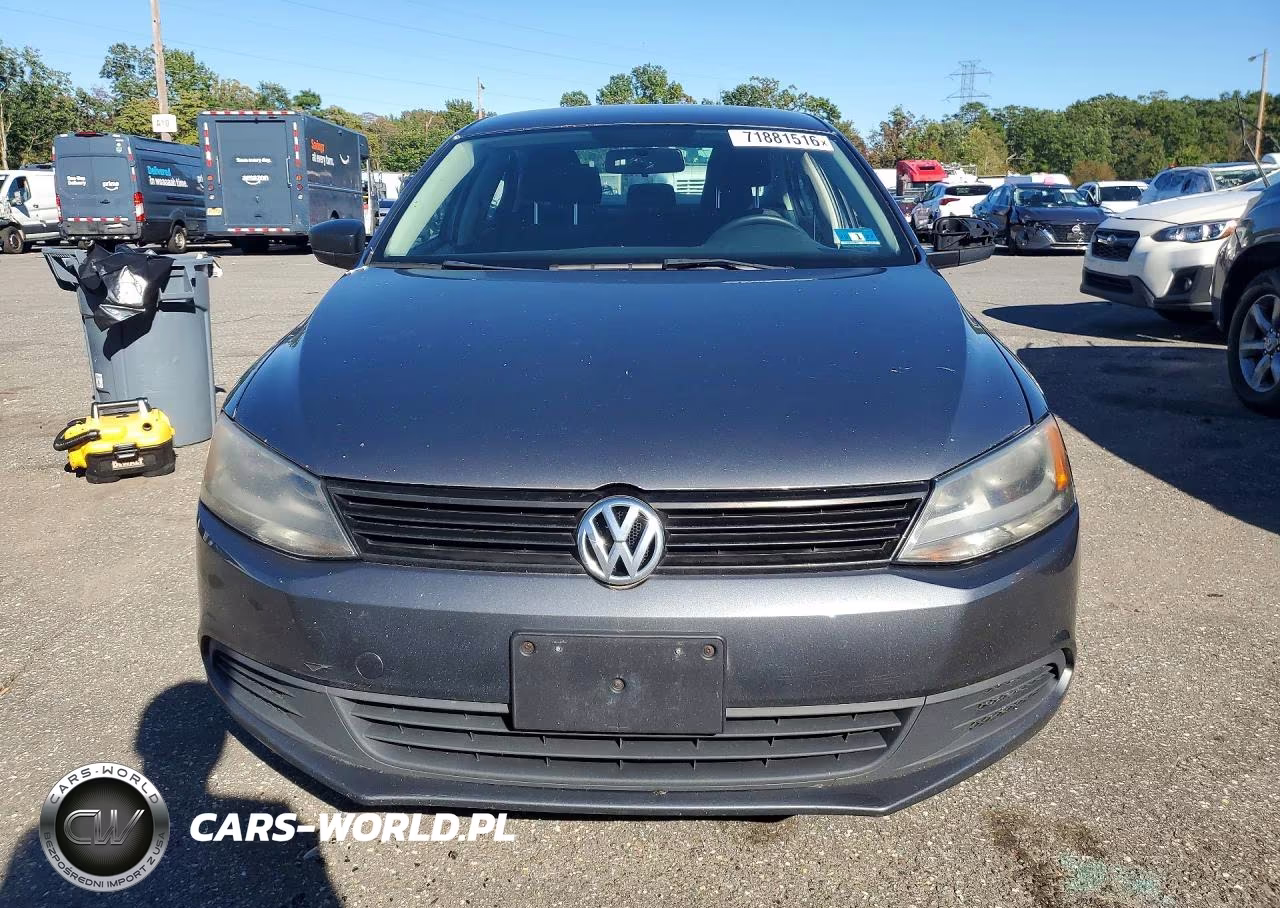 2012 Volkswagen Jetta Base VIN:3VW2K7AJ4CM309777 - 5