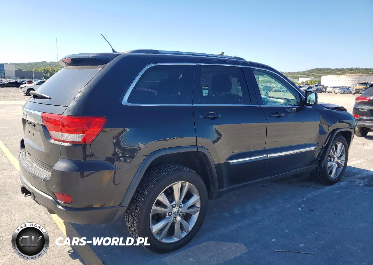 2012 Jeep Grand Cherokee Laredo VIN:1C4RJFAG4CC281239 - 3