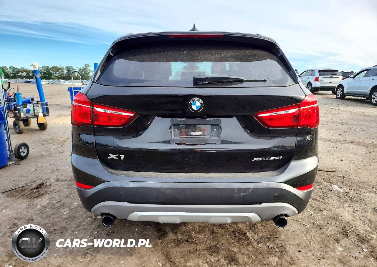 2018 BMW X1 xDrive28I VIN:WBXHT3C31J3H33004 - 6