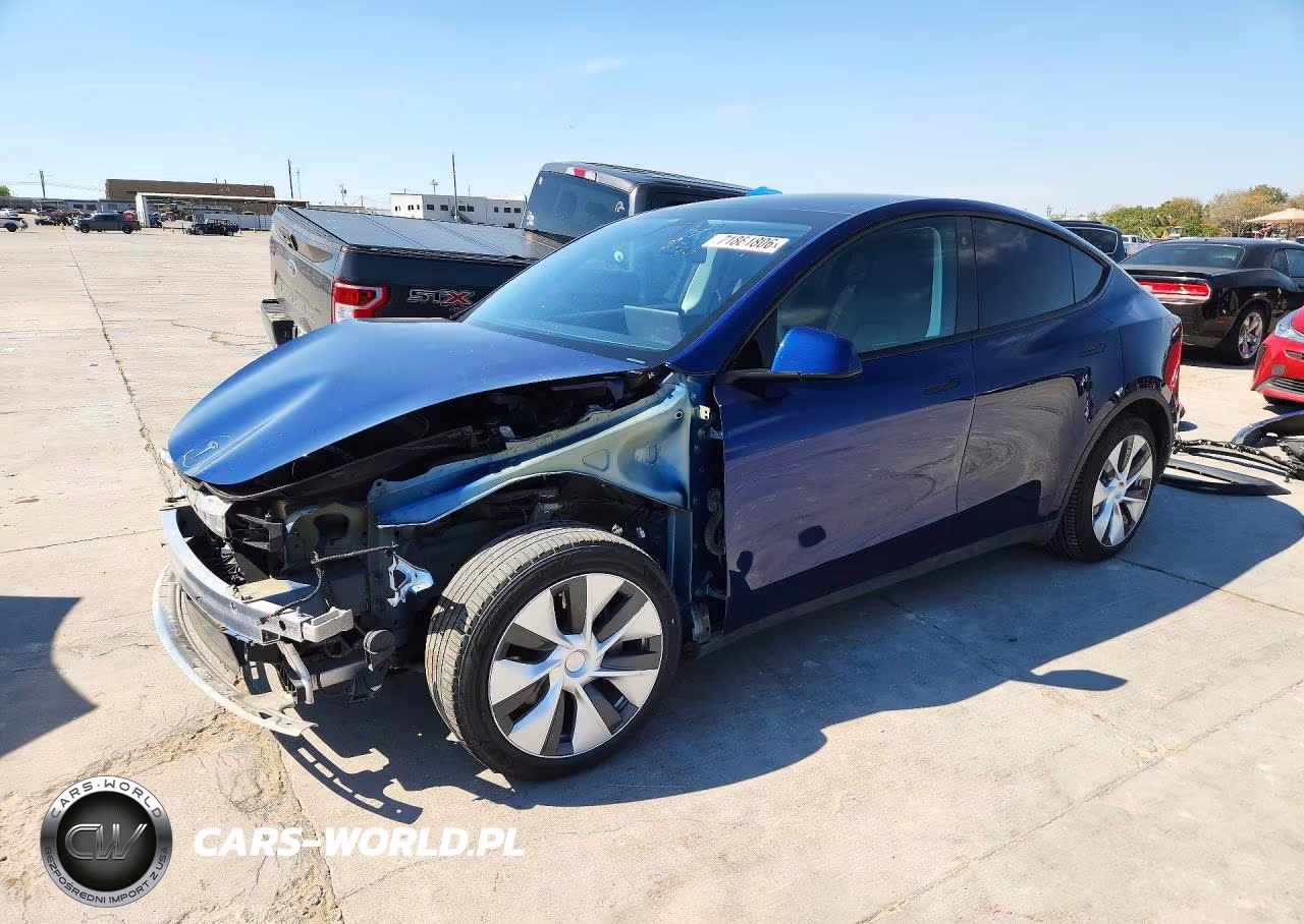 2021 Tesla Model Y VIN:5YJYGDEE3MF213249 - 1