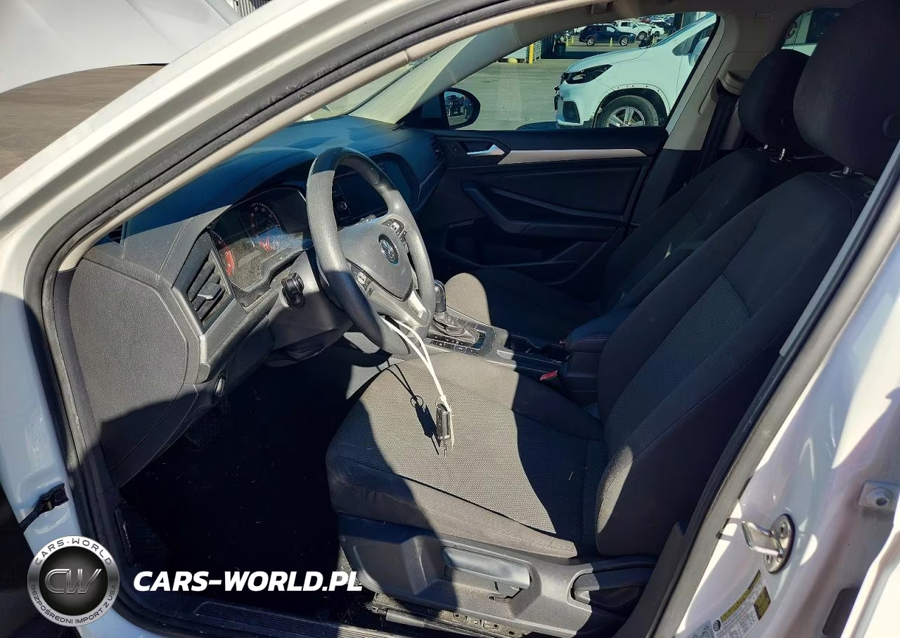 2019 Volkswagen Jetta S VIN:3VWC57BU3KM047995 - 7