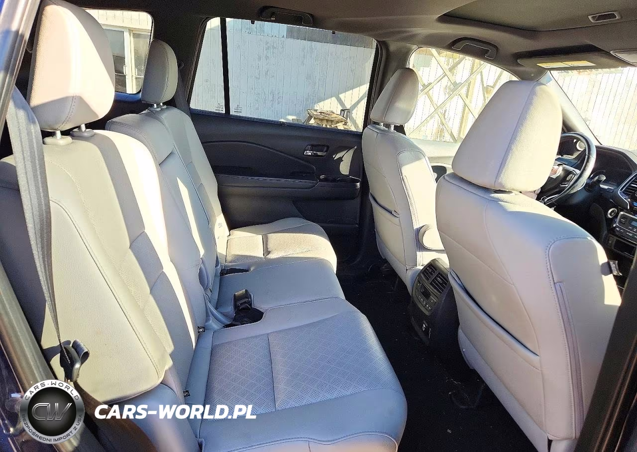 2019 Honda Passport Touring VIN:5FNYF8H95KB002799 - 11