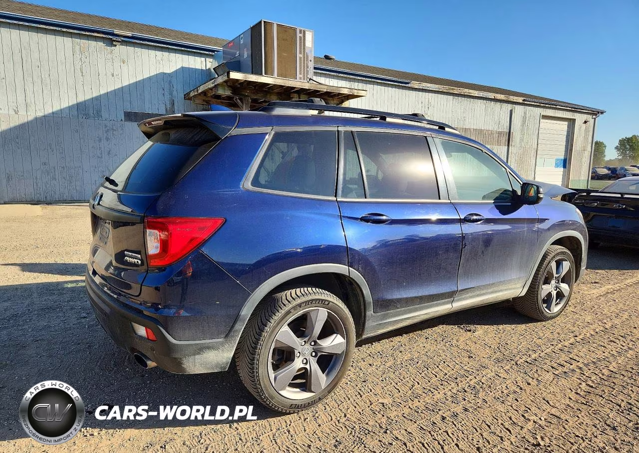 2019 Honda Passport Touring VIN:5FNYF8H95KB002799 - 3